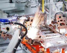 ABB��������������Դ�������̺��ӽ���װ��